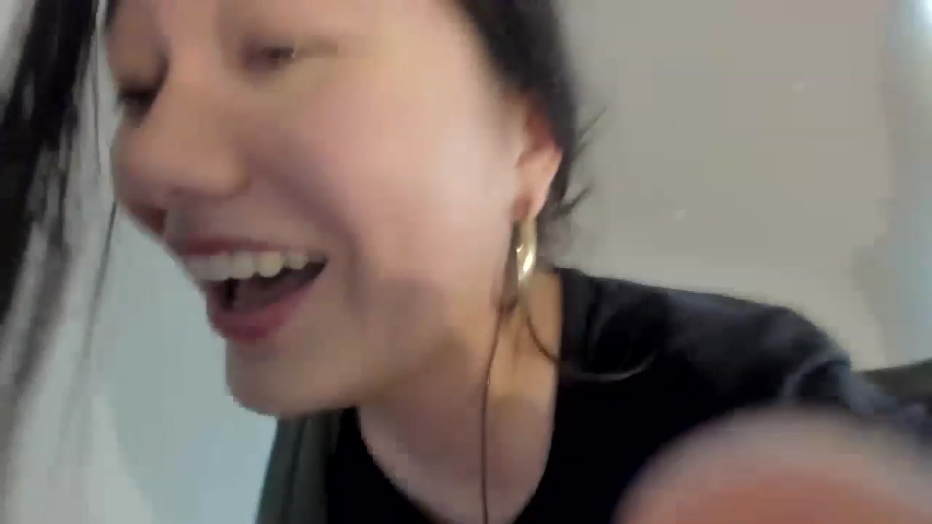 Gallery image thumbnail from asiadolll's myfreecams stream on, 04/02/2023, 22:02 image 16 of 20