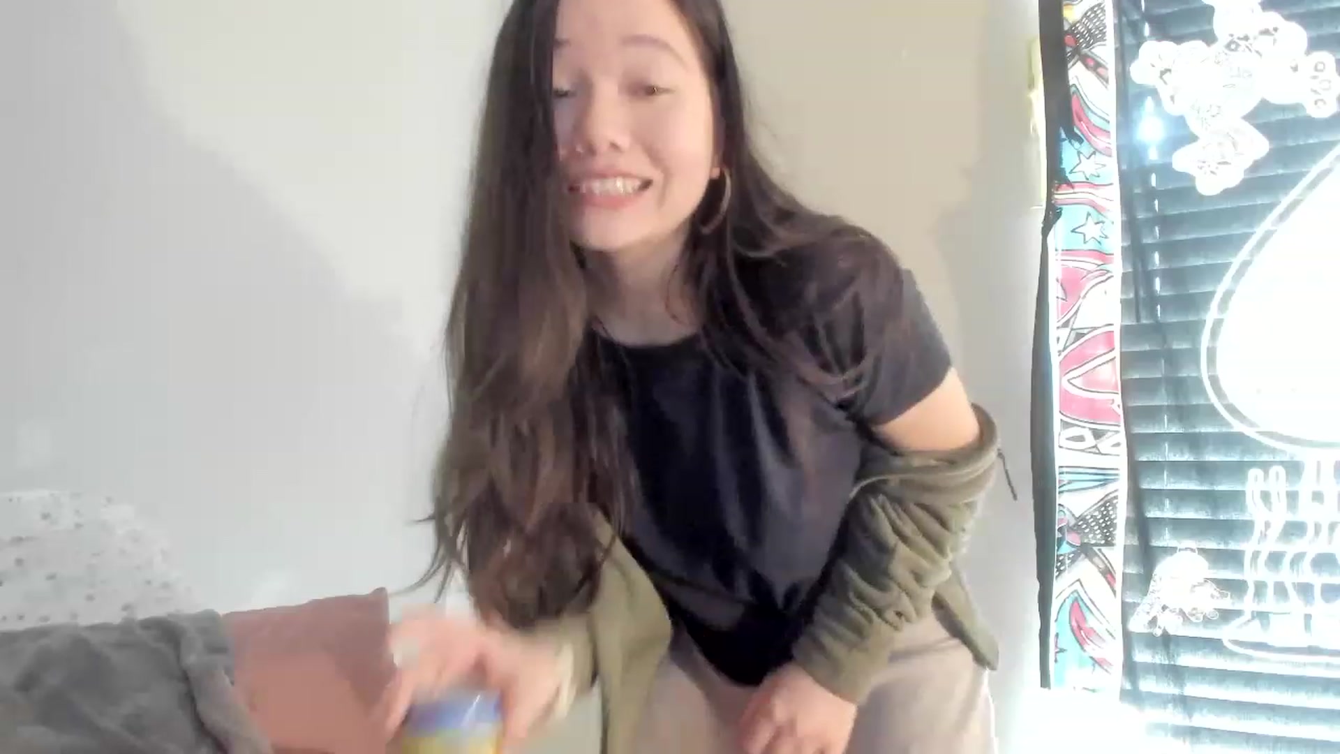 Gallery image thumbnail from asiadolll's myfreecams stream on, 04/02/2023, 23:32 image 3 of 20
