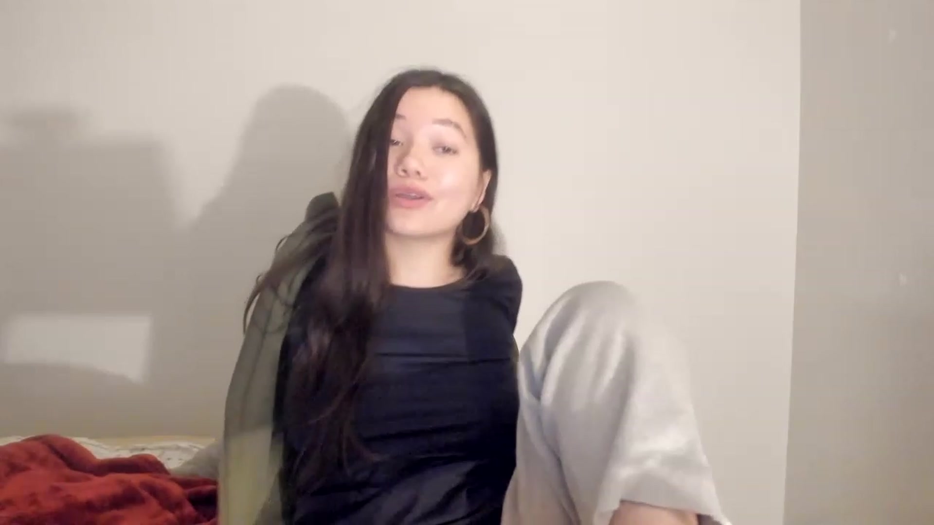 Gallery image thumbnail from asiadolll's myfreecams stream on, 04/03/2023, 01:35 image 19 of 20