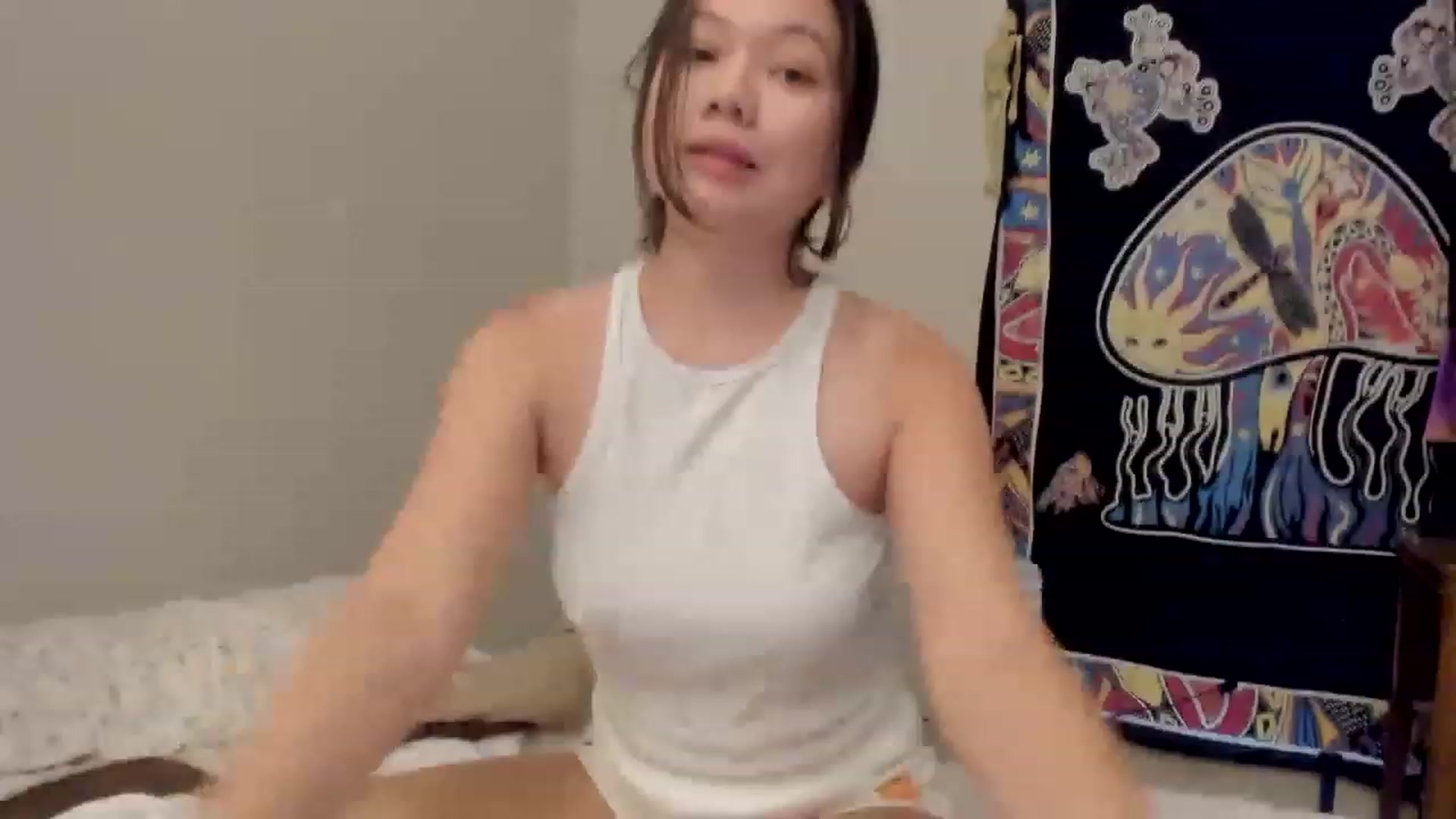 Gallery image thumbnail from asiadolll's myfreecams stream on, 05/09/2023, 24:03 image 9 of 20