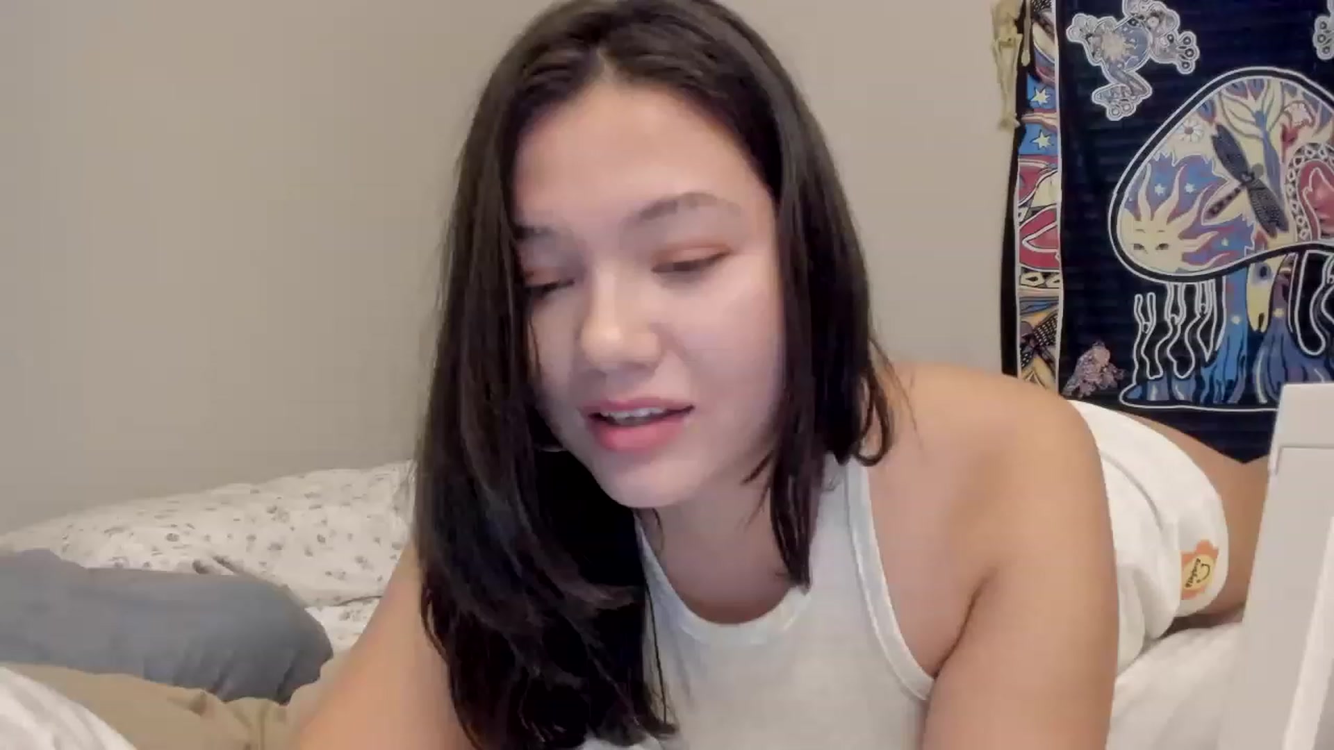 Gallery image thumbnail from asiadolll's myfreecams stream on, 05/09/2023, 24:03 image 6 of 20