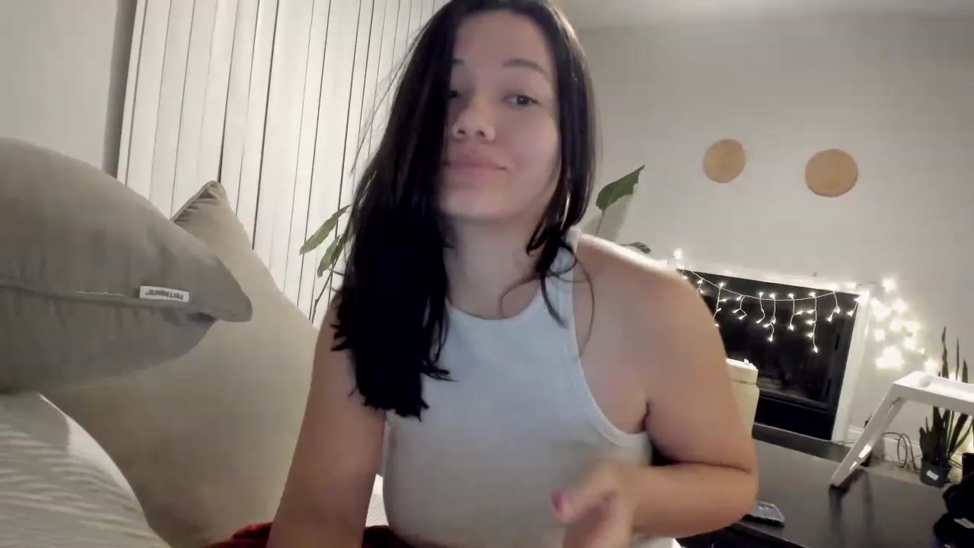 Gallery image thumbnail from asiadolll's myfreecams stream on, 05/09/2023, 07:04 image 15 of 20