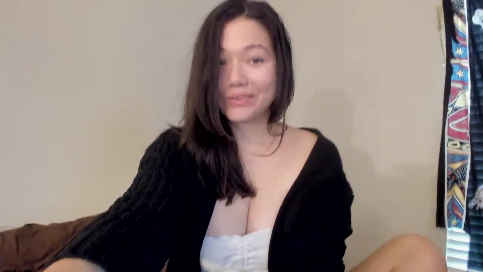Gallery image thumbnail from asiadolll's myfreecams stream on, 05/23/2023, 18:56 image 13 of 20