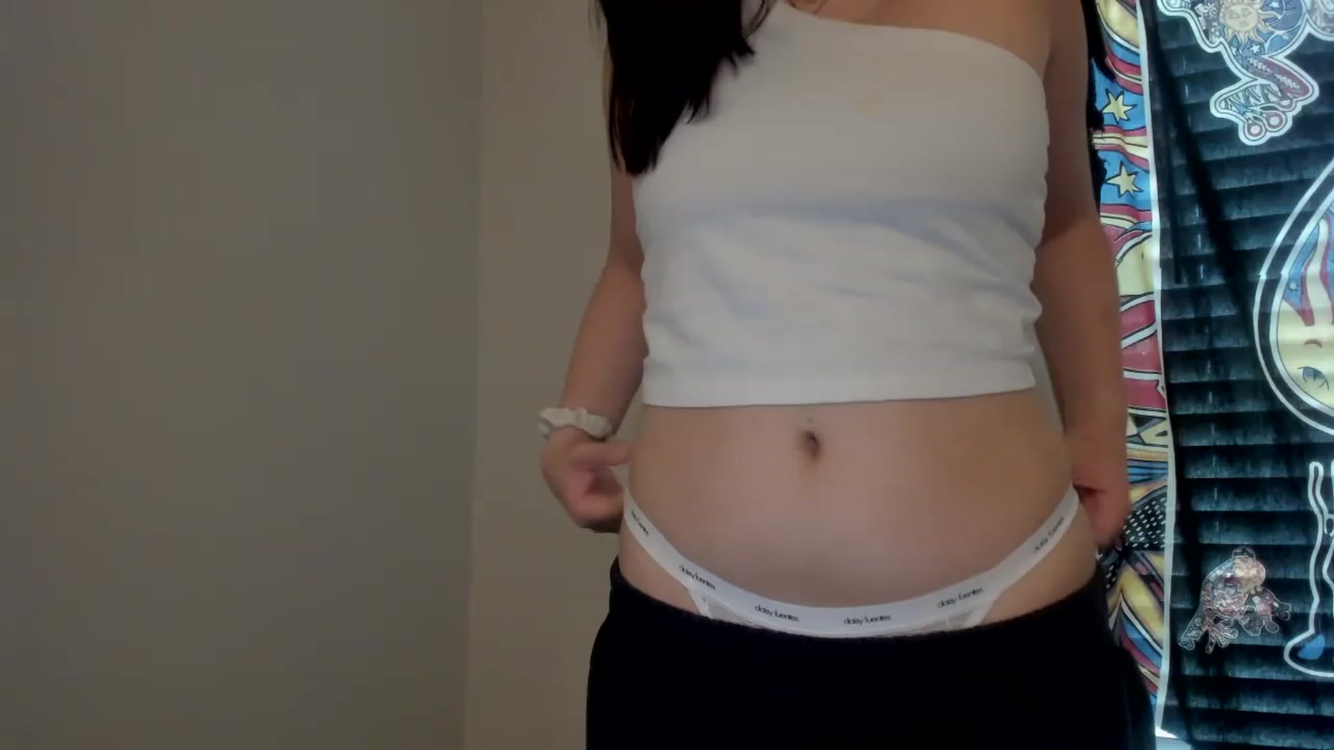 Gallery image thumbnail from asiadolll's myfreecams stream on, 06/04/2023, 17:32 image 1 of 20