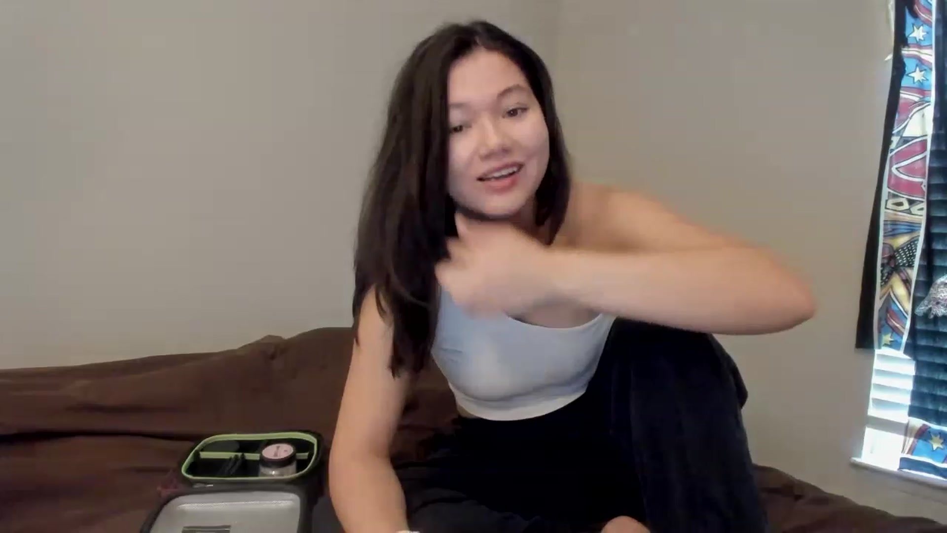 Gallery image thumbnail from asiadolll's myfreecams stream on, 06/04/2023, 17:32 image 5 of 20