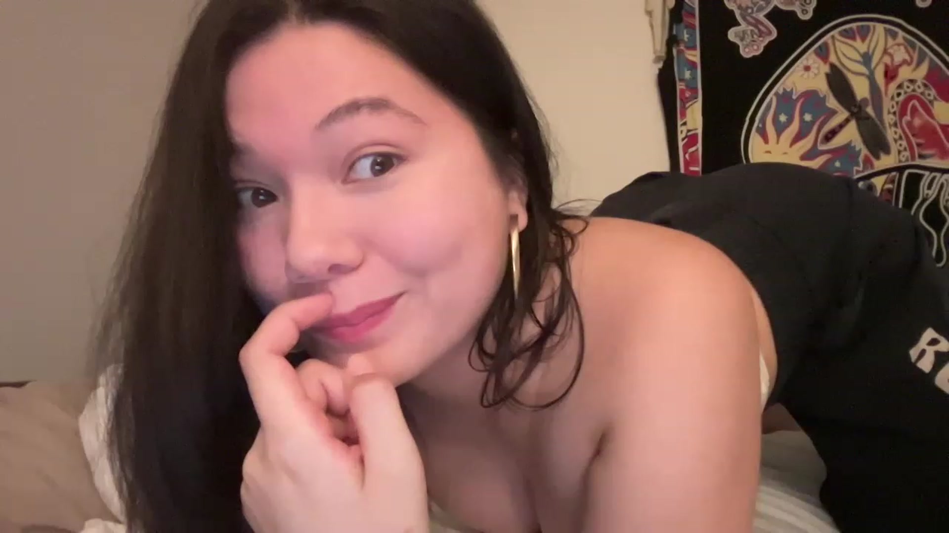 Gallery image thumbnail from asiadolll's myfreecams stream on, 06/18/2023, 01:51 image 3 of 20