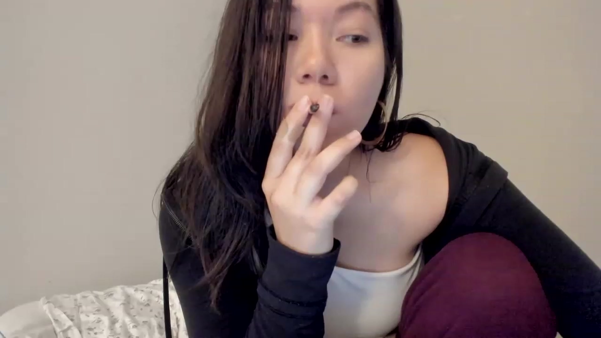 Gallery image thumbnail from asiadolll's myfreecams stream on, 06/19/2023, 22:57 image 16 of 20
