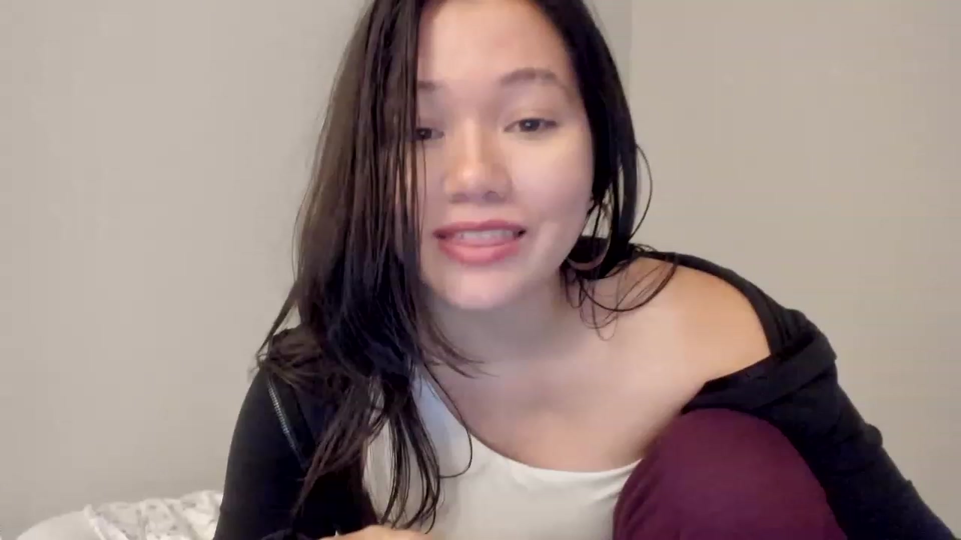 Gallery image thumbnail from asiadolll's myfreecams stream on, 06/19/2023, 22:57 image 13 of 20