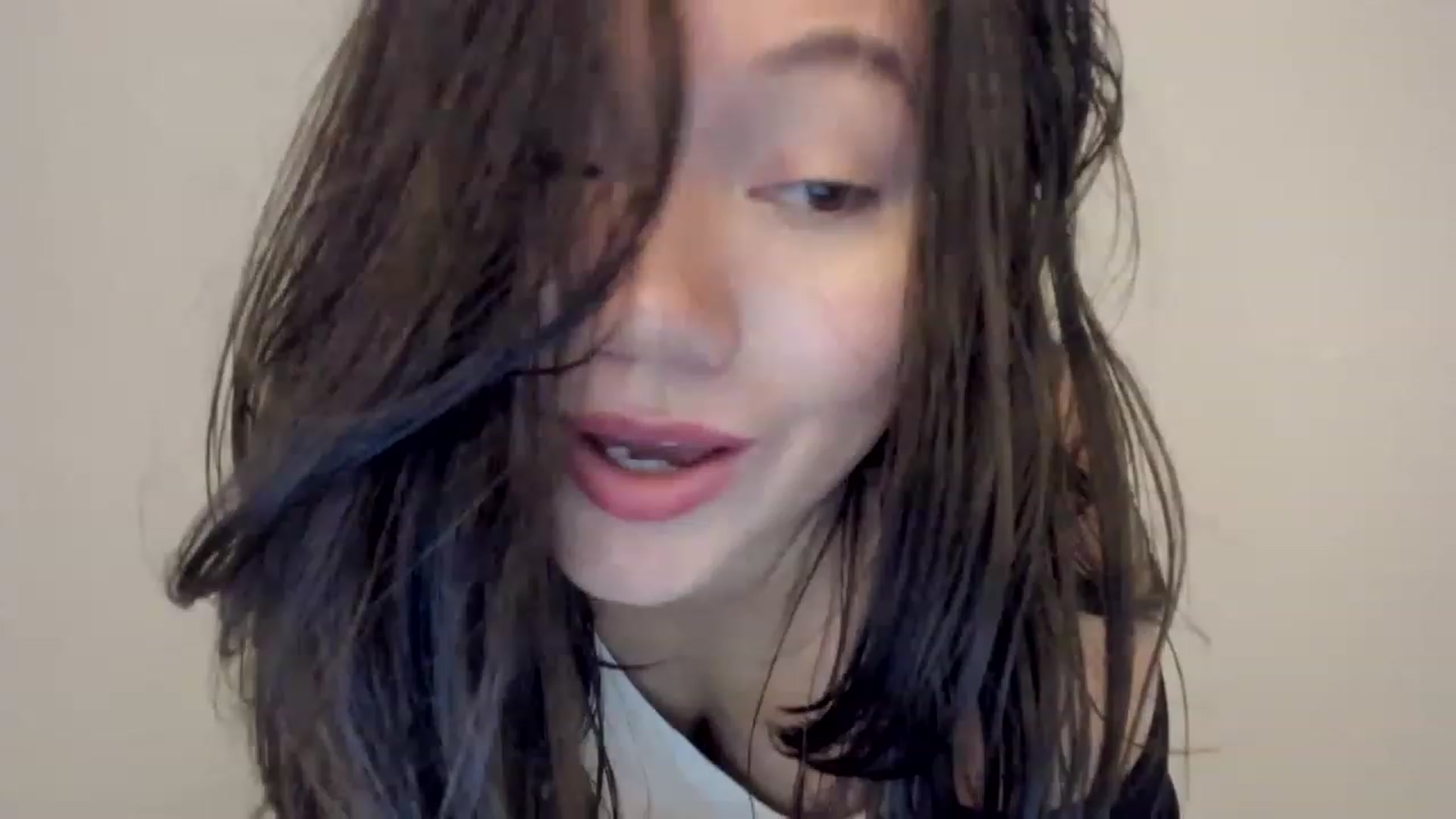 Gallery image thumbnail from asiadolll's myfreecams stream on, 06/19/2023, 22:57 image 8 of 20