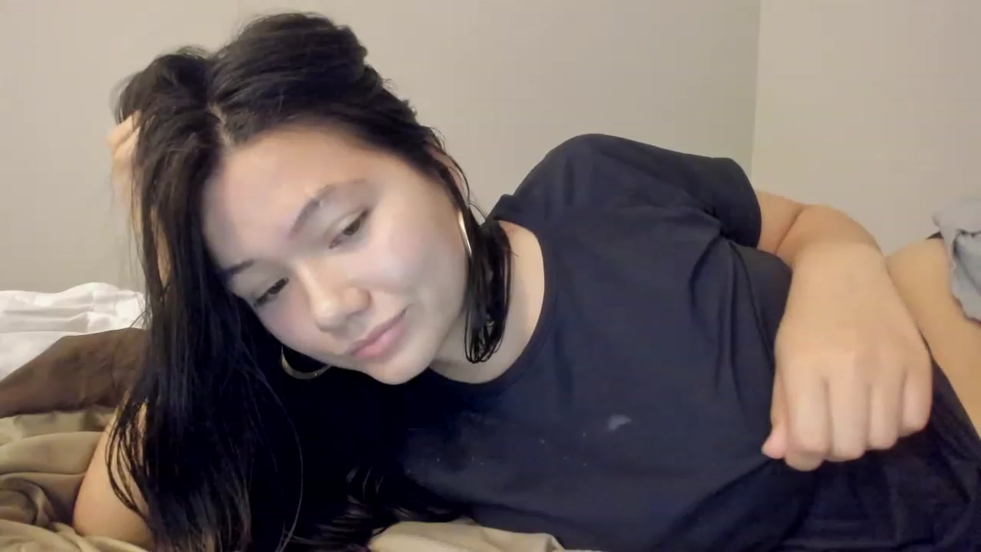 Gallery image thumbnail from asiadolll's myfreecams stream on, 06/27/2023, 19:52 image 18 of 20