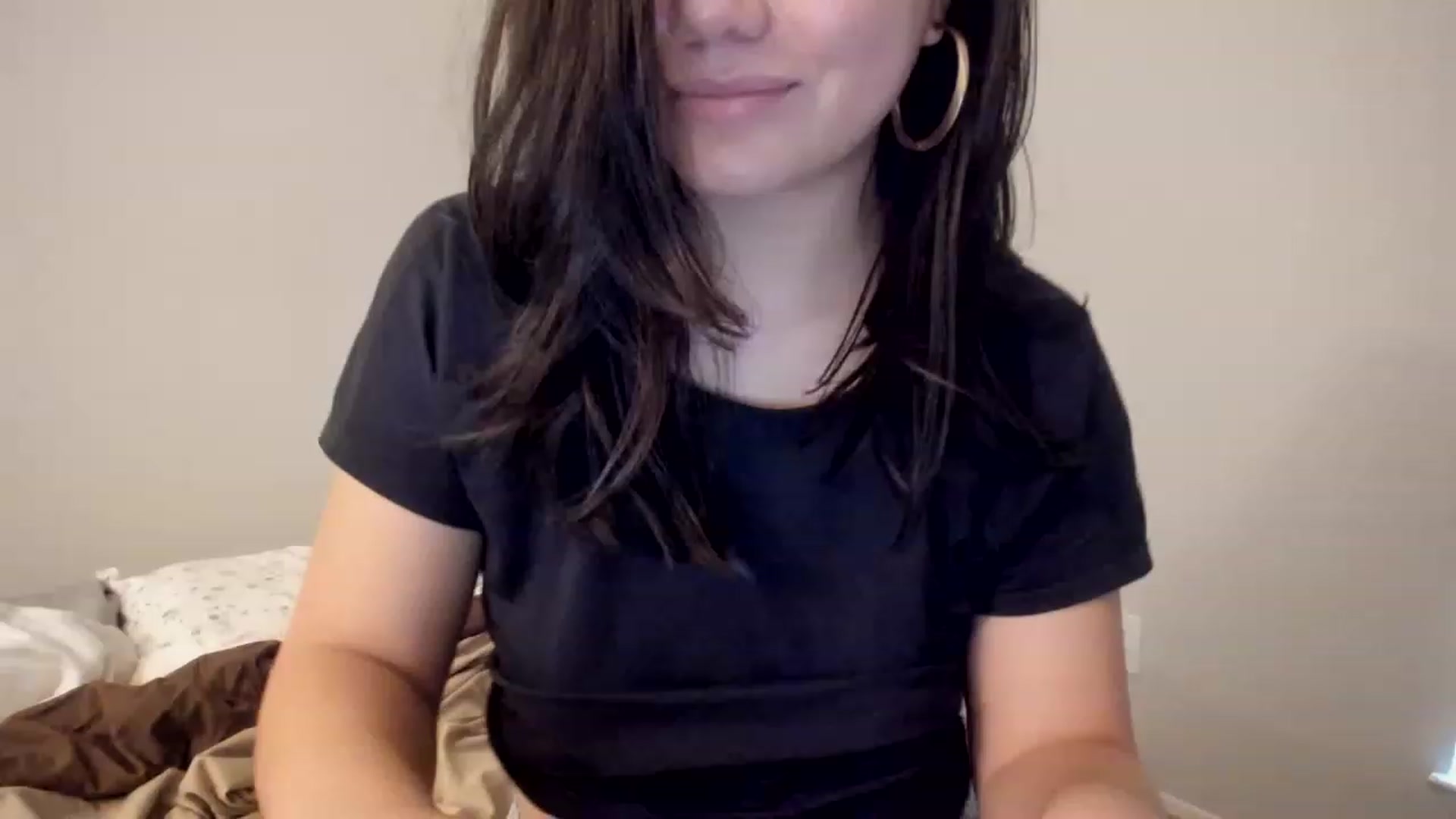 Gallery image thumbnail from asiadolll's myfreecams stream on, 06/27/2023, 19:52 image 12 of 20