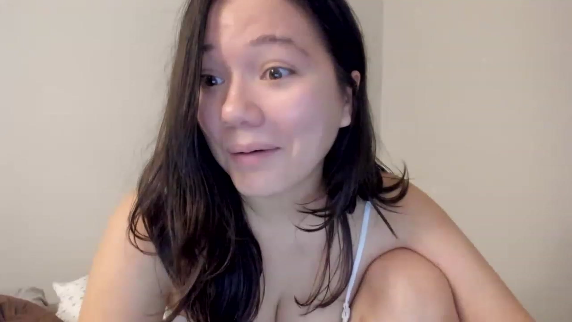 Gallery image thumbnail from asiadolll's myfreecams stream on, 06/28/2023, 02:13 image 12 of 20