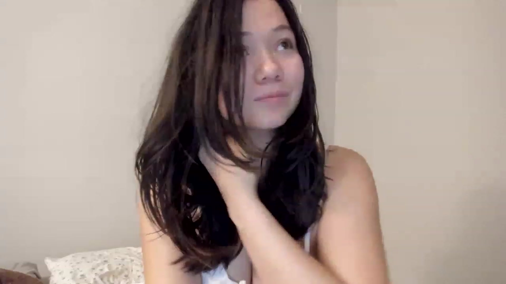 Gallery image thumbnail from asiadolll's myfreecams stream on, 06/28/2023, 02:13 image 6 of 20