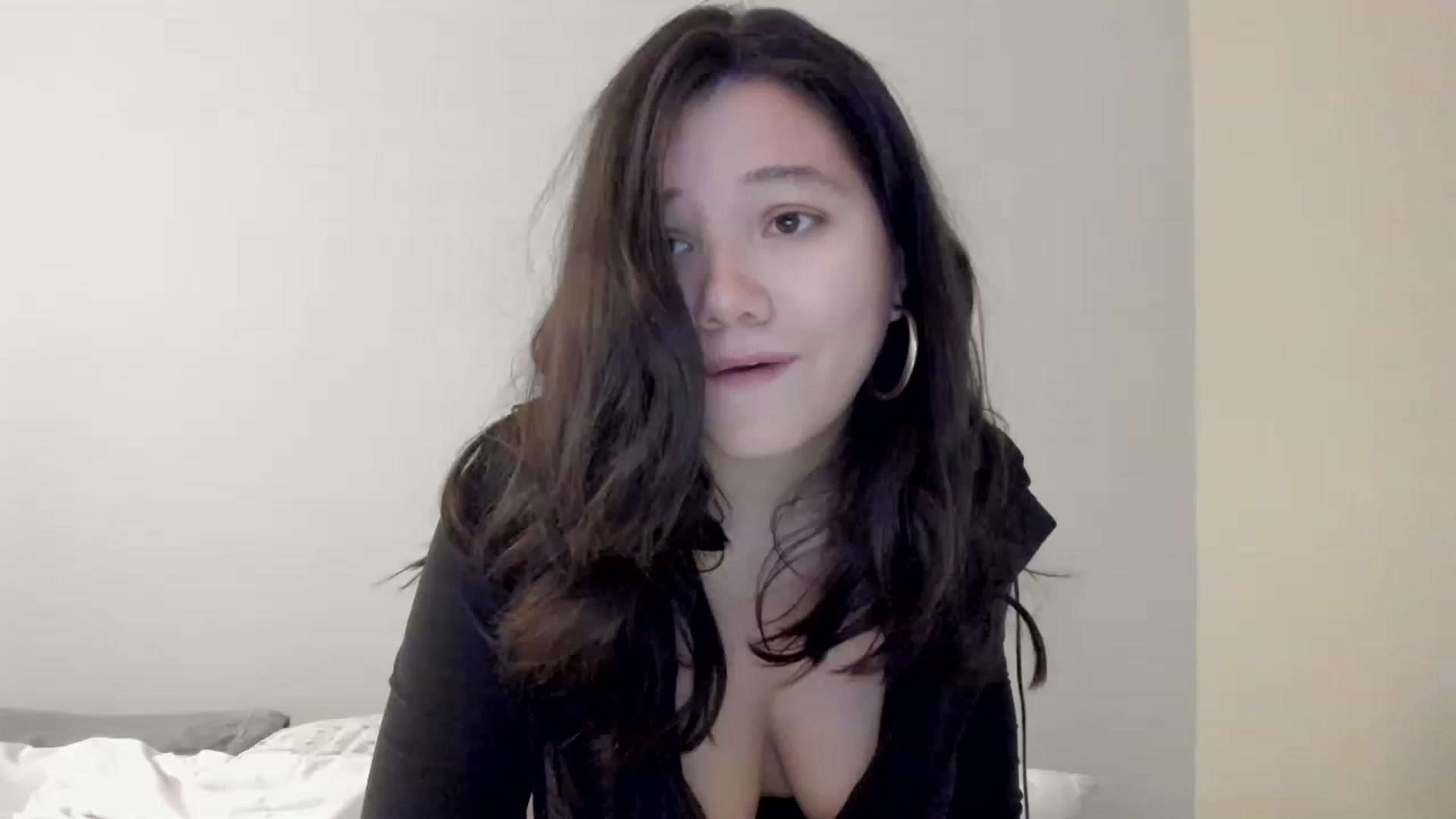 Gallery image thumbnail from asiadolll's myfreecams stream on, 07/03/2023, 22:12 image 15 of 20