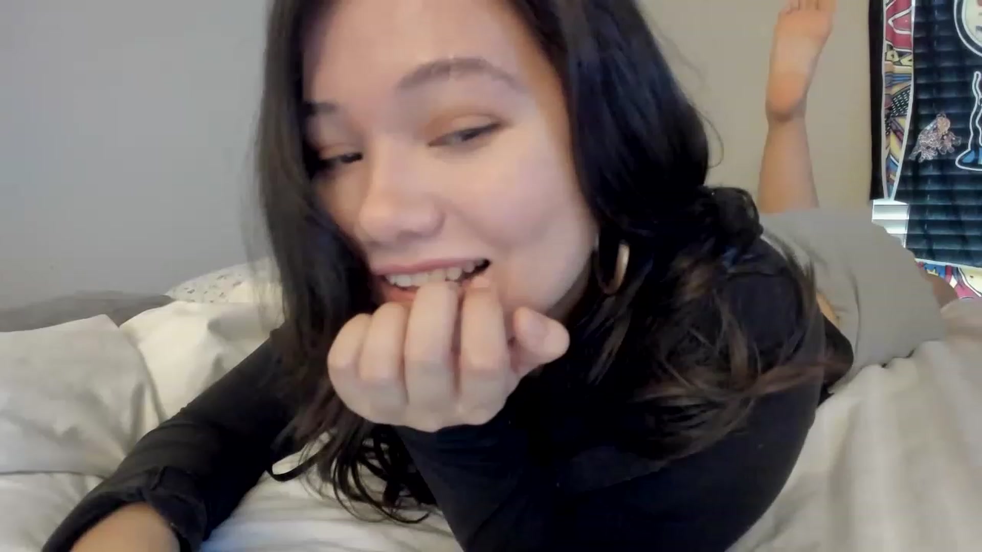 Gallery image thumbnail from asiadolll's myfreecams stream on, 07/03/2023, 22:12 image 11 of 20