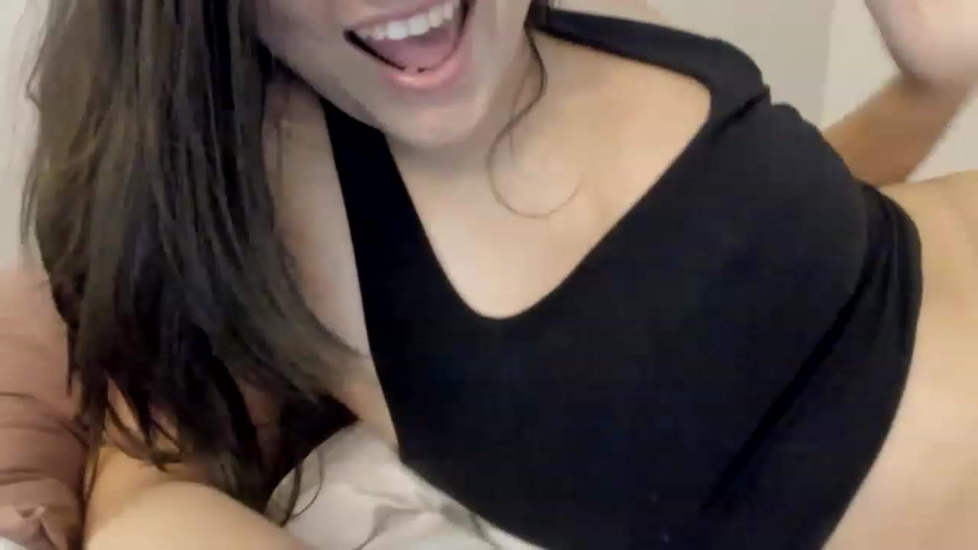 Gallery image thumbnail from asiadolll's myfreecams stream on, 07/25/2023, 24:04 image 10 of 20