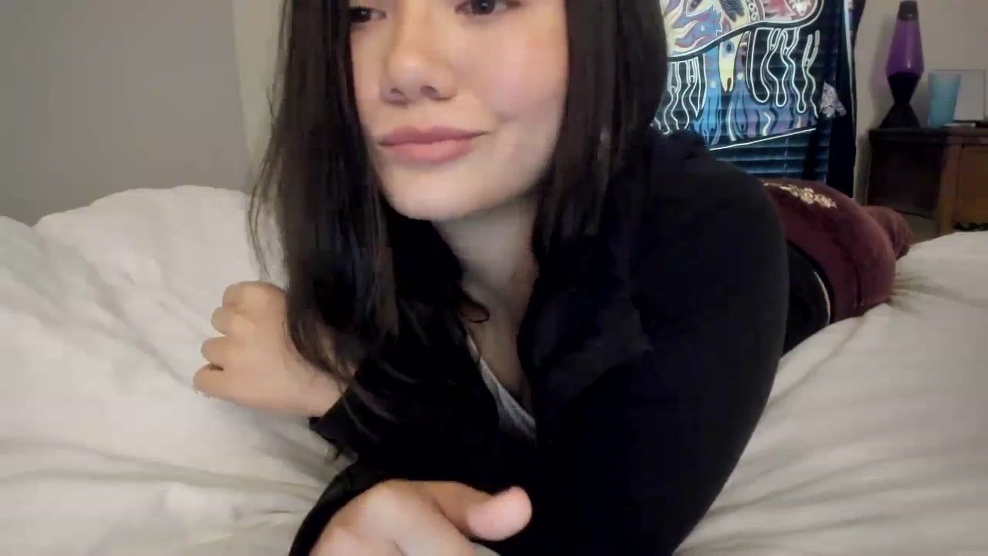 Gallery image thumbnail from asiadolll's myfreecams stream on, 08/06/2023, 17:38 image 2 of 20
