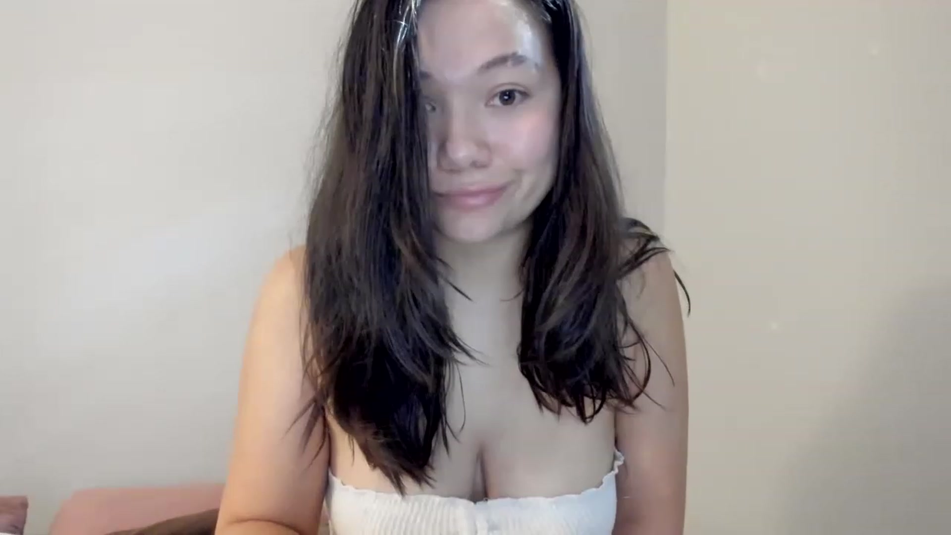 Gallery image thumbnail from asiadolll's myfreecams stream on, 08/07/2023, 23:07 image 4 of 20
