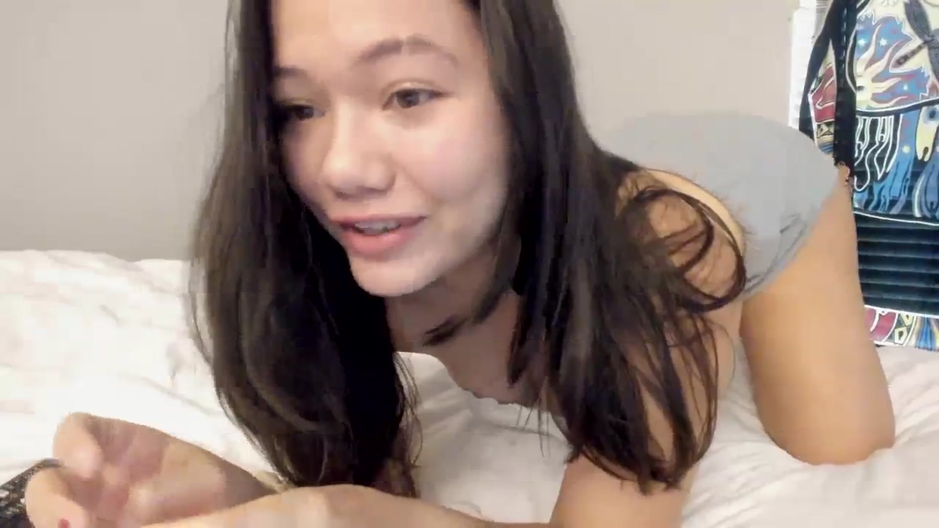 Gallery image thumbnail from asiadolll's myfreecams stream on, 08/22/2023, 18:54 image 2 of 20