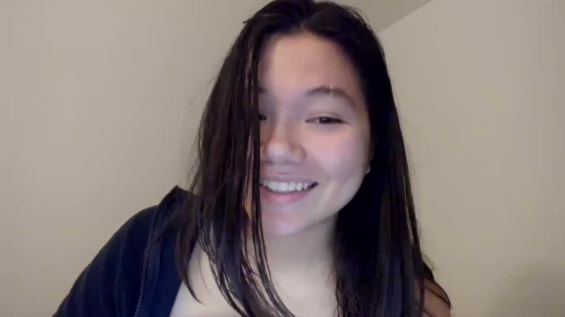 Gallery image thumbnail from asiadolll's myfreecams stream on, 08/24/2023, 06:15 image 9 of 20