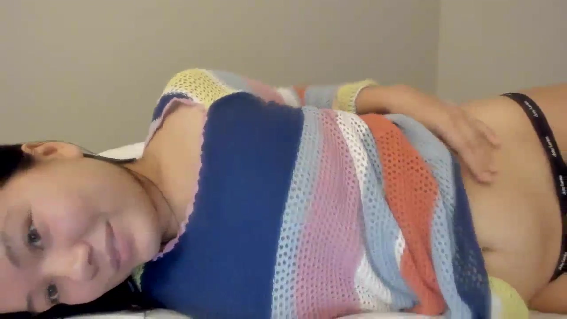 Gallery image thumbnail from asiadolll's myfreecams stream on, 08/27/2023, 20:03 image 13 of 20