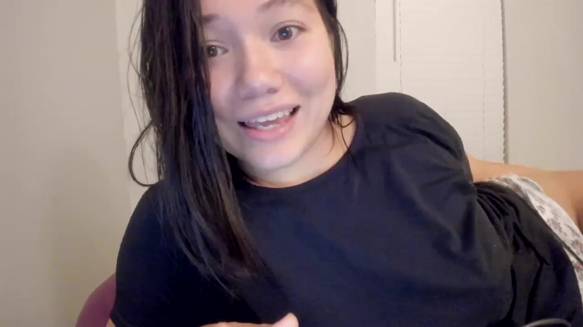 Gallery image thumbnail from asiadolll's myfreecams stream on, 08/29/2023, 02:28 image 15 of 20