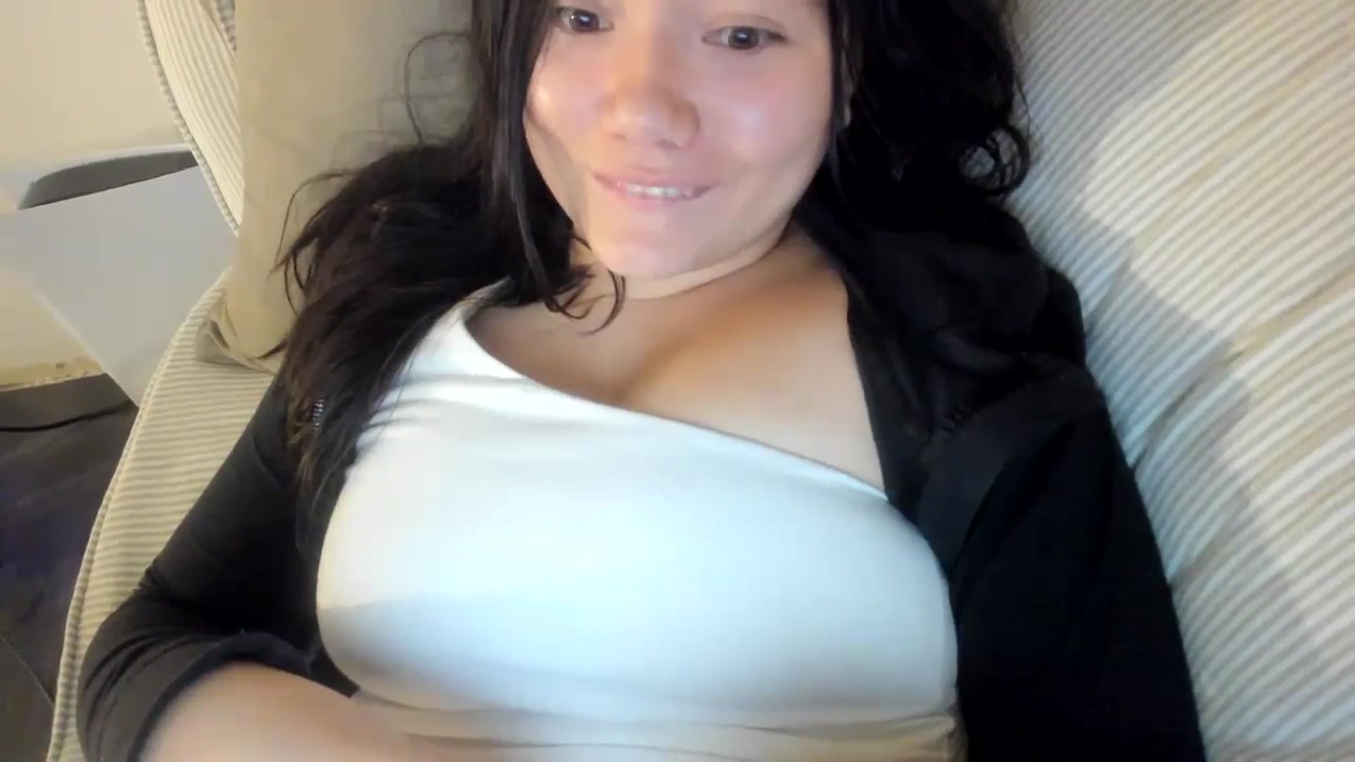 Gallery image thumbnail from asiadolll's myfreecams stream on, 09/12/2023, 08:11 image 2 of 20