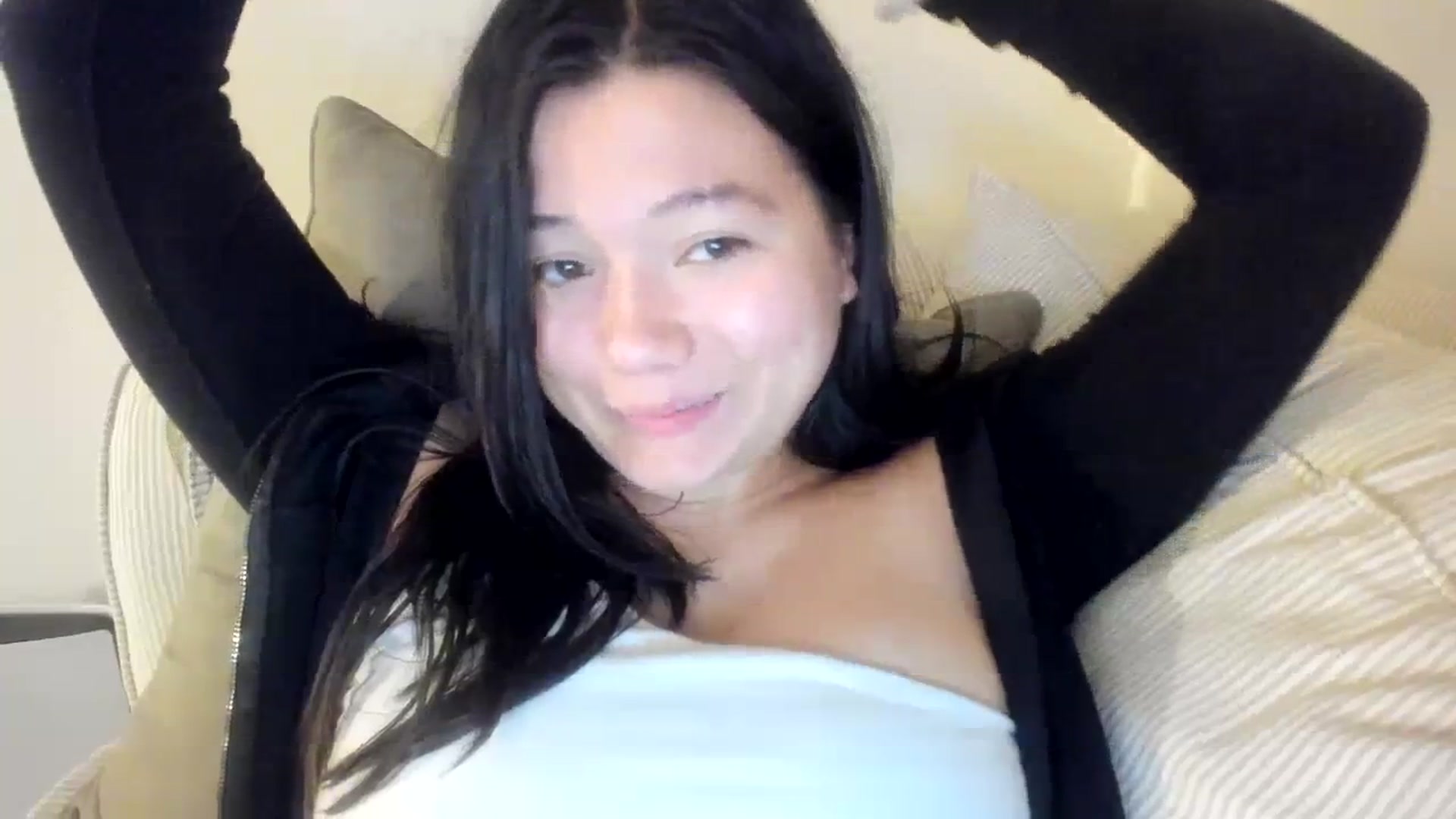 Gallery image thumbnail from asiadolll's myfreecams stream on, 09/12/2023, 08:46 image 15 of 20