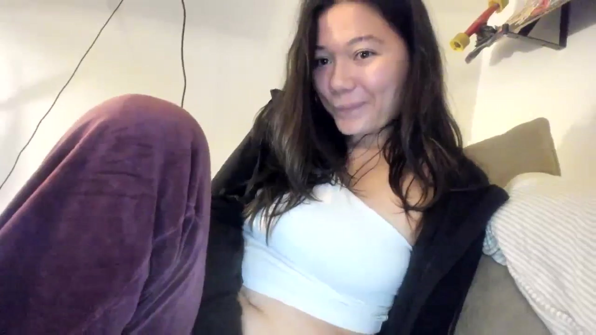 Gallery image thumbnail from asiadolll's myfreecams stream on, 09/26/2023, 08:45 image 10 of 20