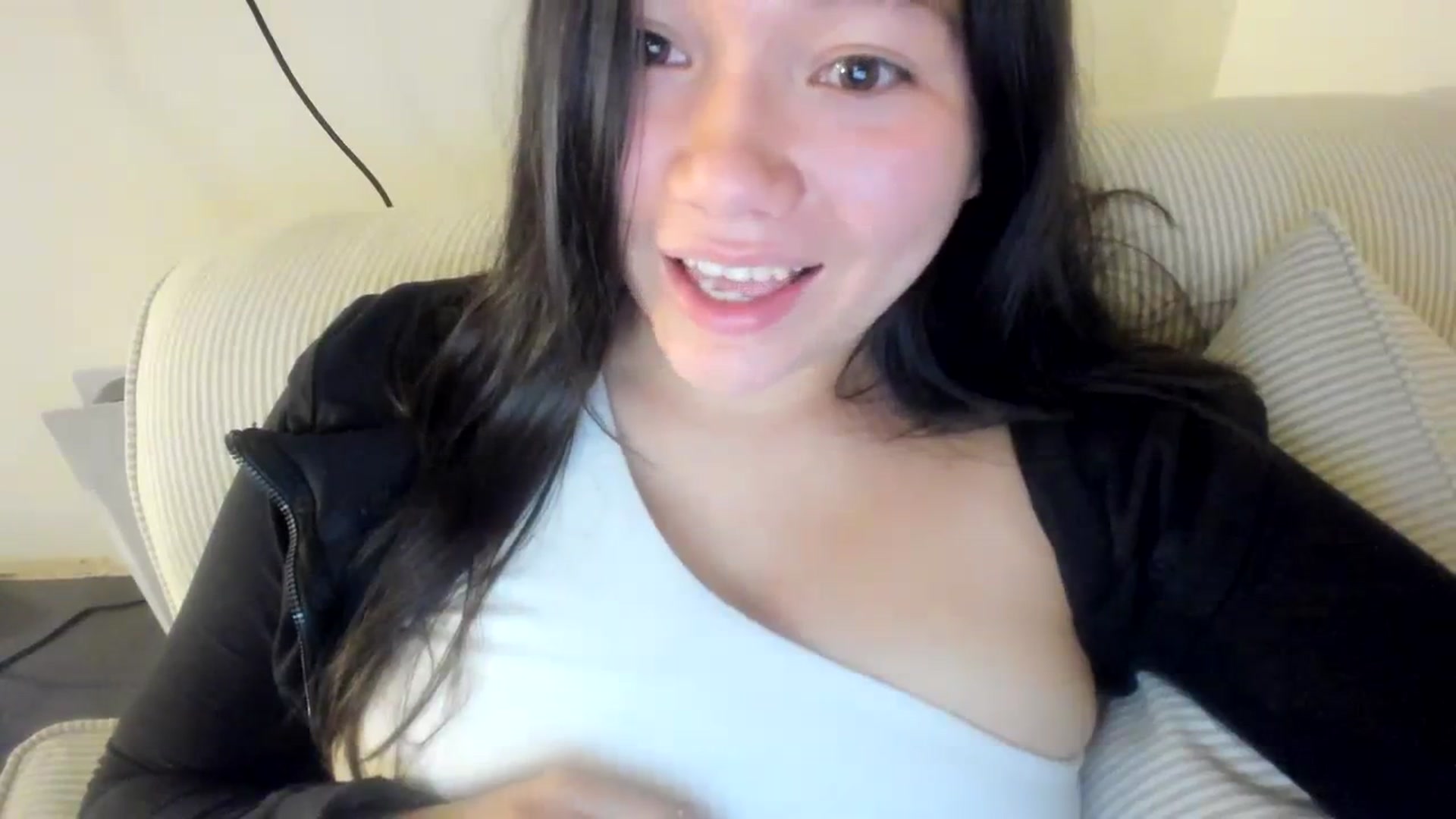 Gallery image thumbnail from asiadolll's myfreecams stream on, 09/29/2023, 11:29 image 9 of 20