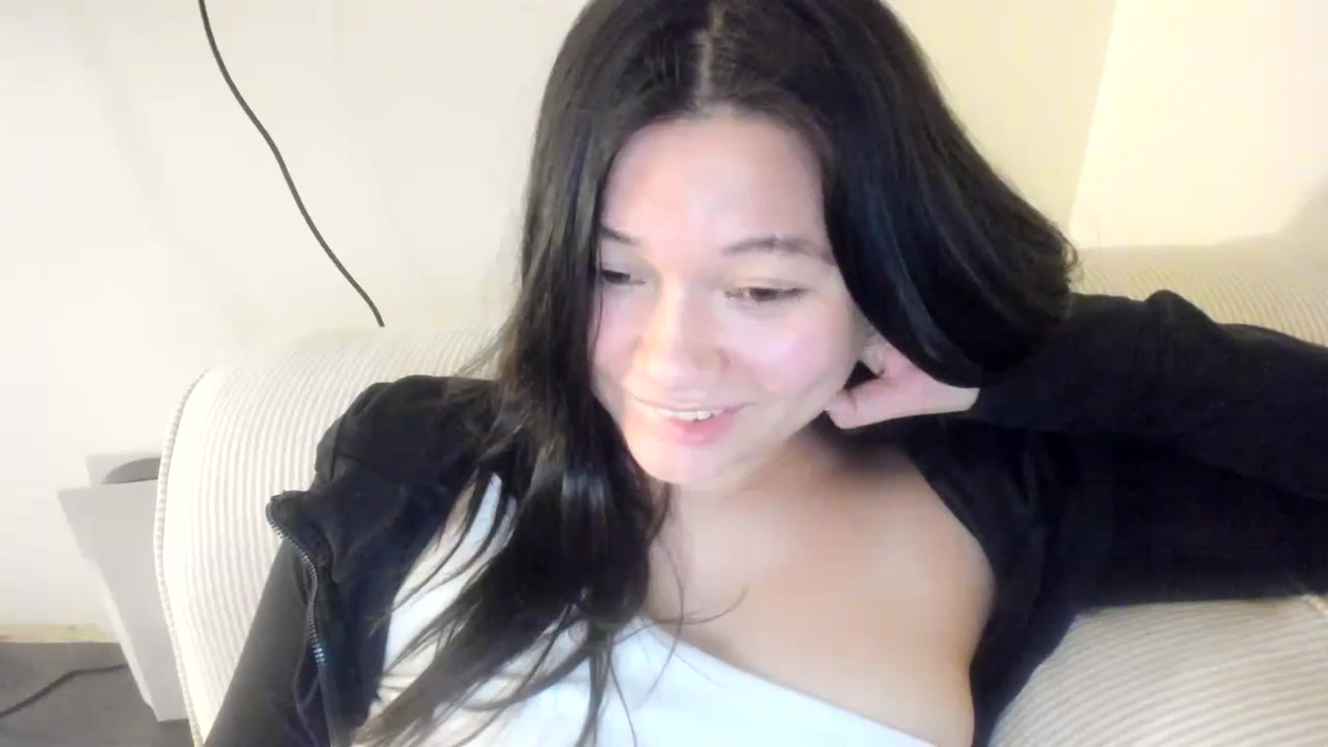 Gallery image thumbnail from asiadolll's myfreecams stream on, 09/29/2023, 11:29 image 8 of 20