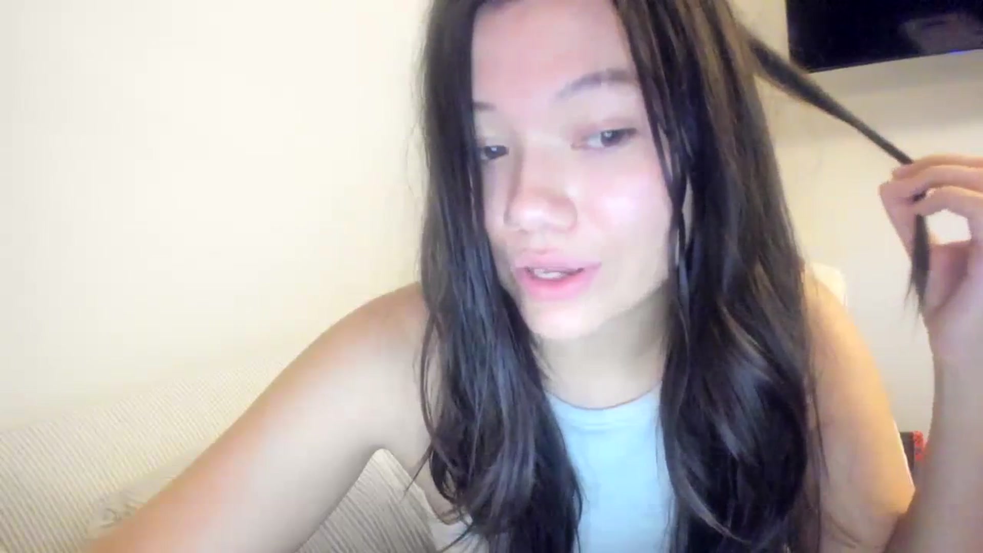 Gallery image thumbnail from asiadolll's myfreecams stream on, 10/23/2023, 07:23 image 10 of 20