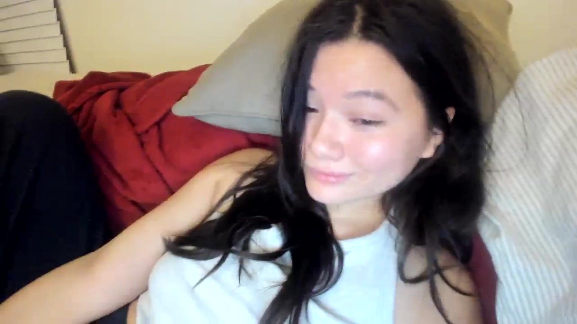 Gallery image thumbnail from asiadolll's myfreecams stream on, 10/23/2023, 08:20 image 15 of 20