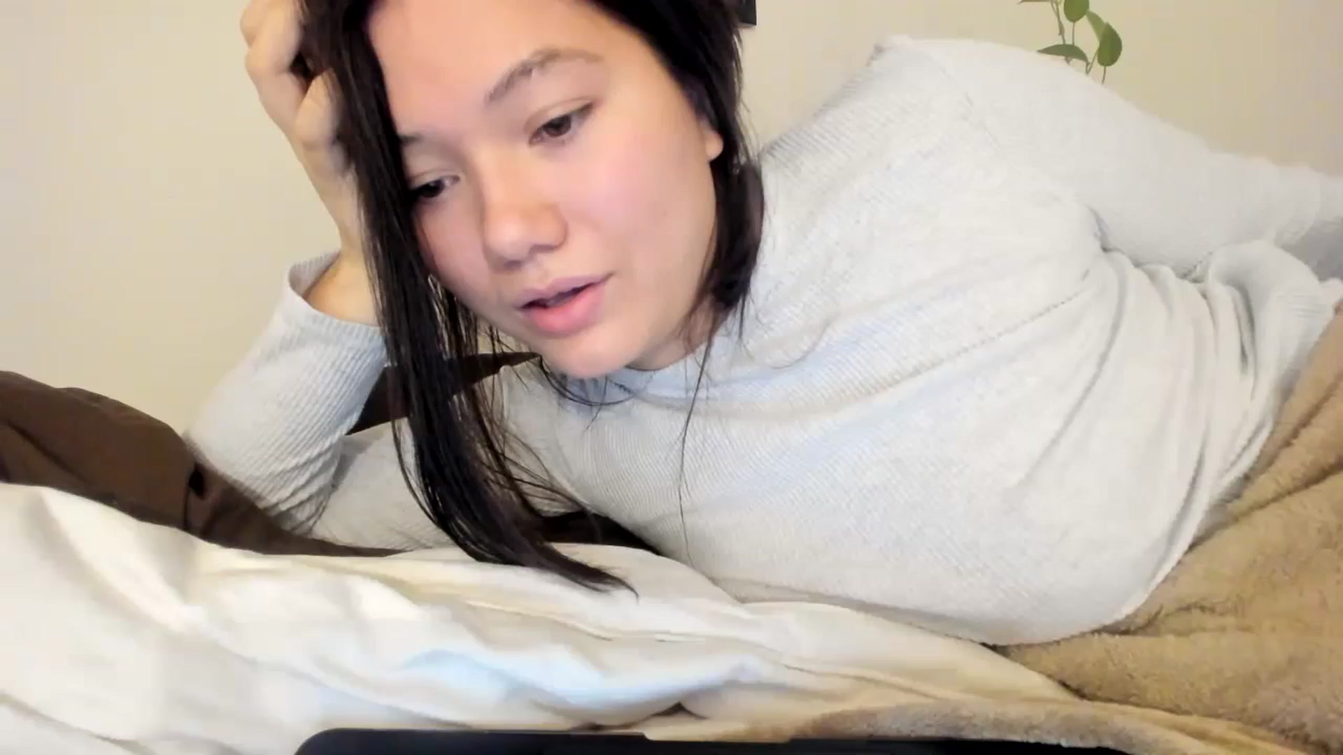 Gallery image thumbnail from asiadolll's myfreecams stream on, 10/31/2023, 07:24 image 18 of 20