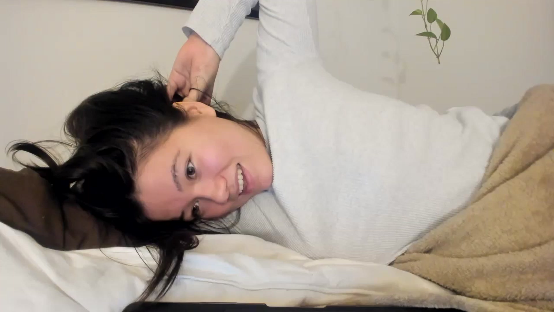 Gallery image thumbnail from asiadolll's myfreecams stream on, 10/31/2023, 07:24 image 19 of 20