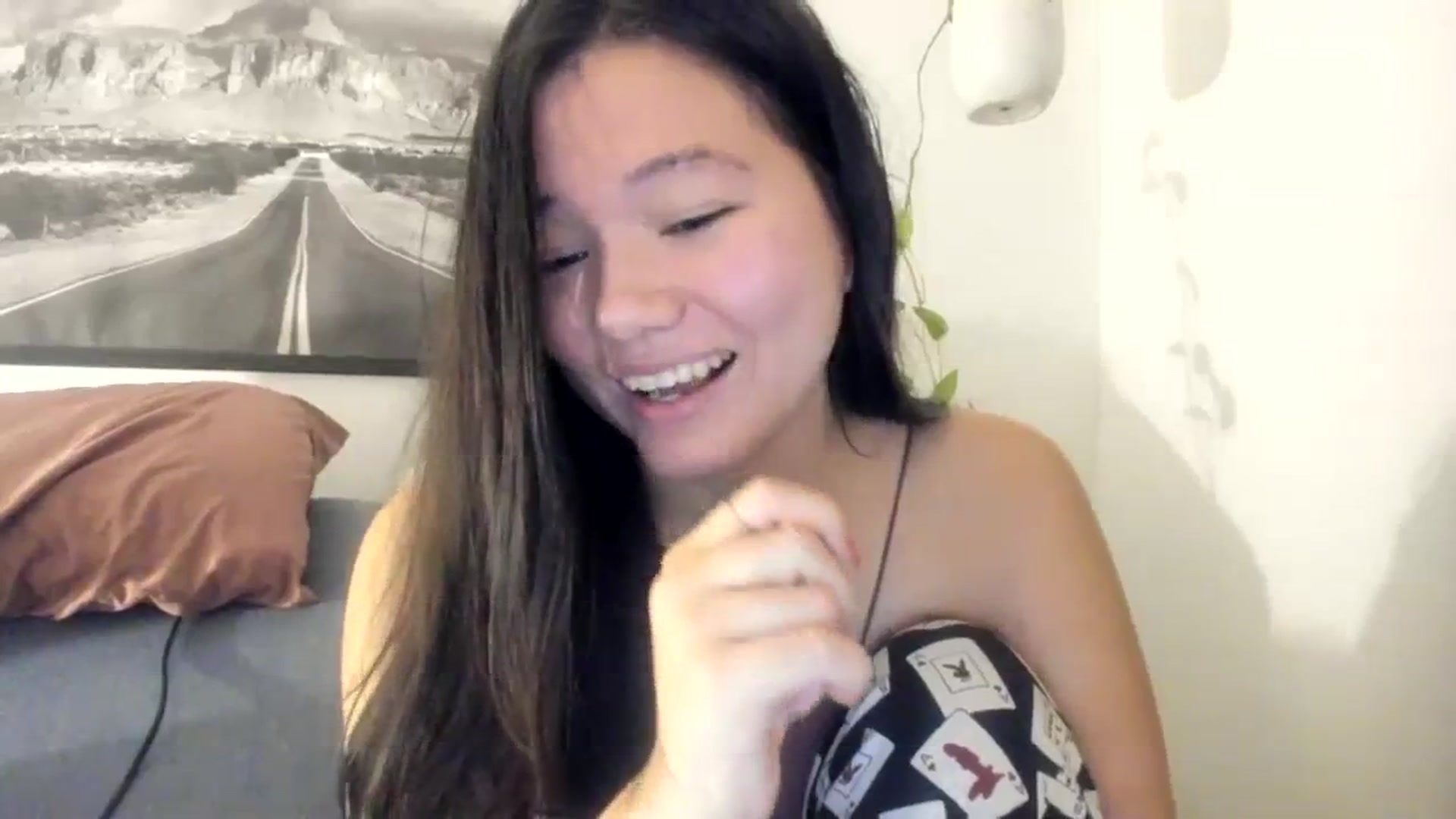 Gallery image thumbnail from asiadolll's myfreecams stream on, 11/06/2023, 10:25 image 14 of 20