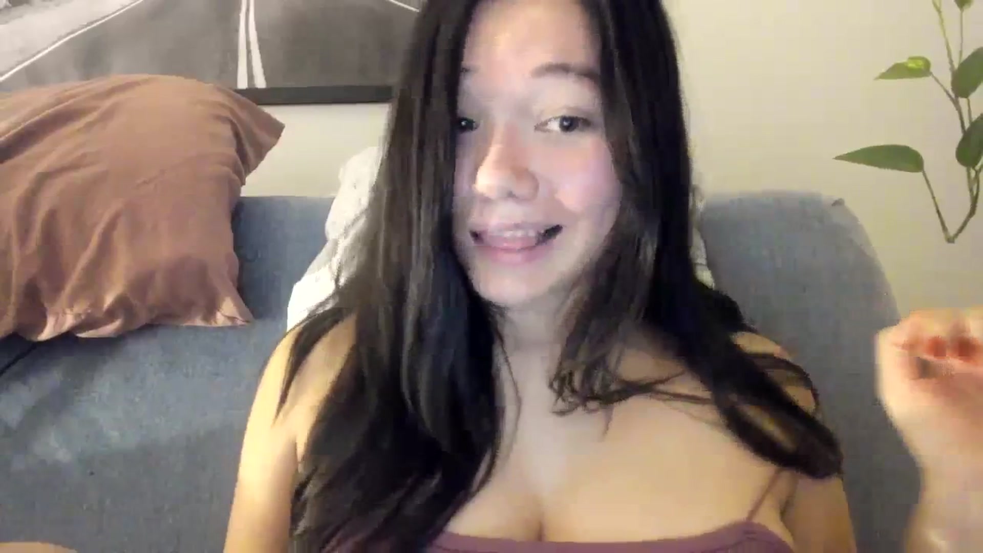 Gallery image thumbnail from asiadolll's myfreecams stream on, 11/06/2023, 10:25 image 11 of 20