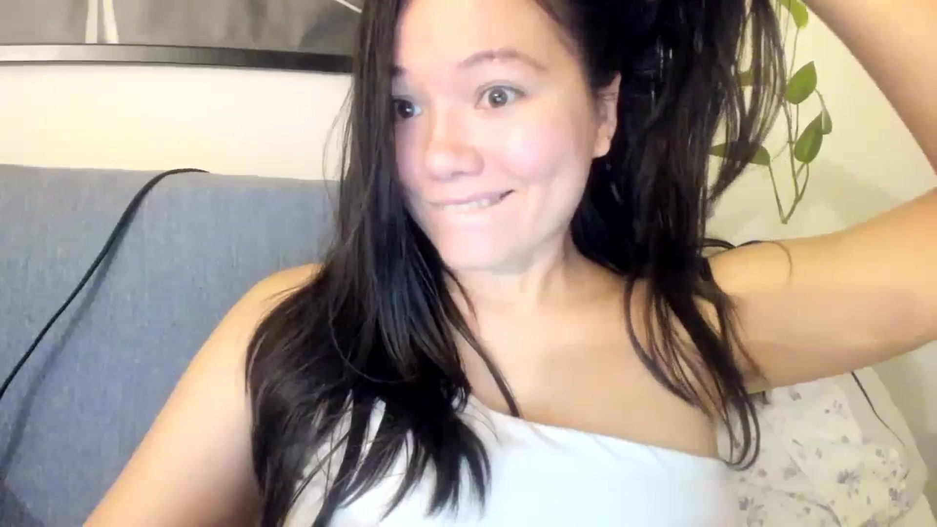 Gallery image thumbnail from asiadolll's myfreecams stream on, 11/07/2023, 09:38 image 11 of 20