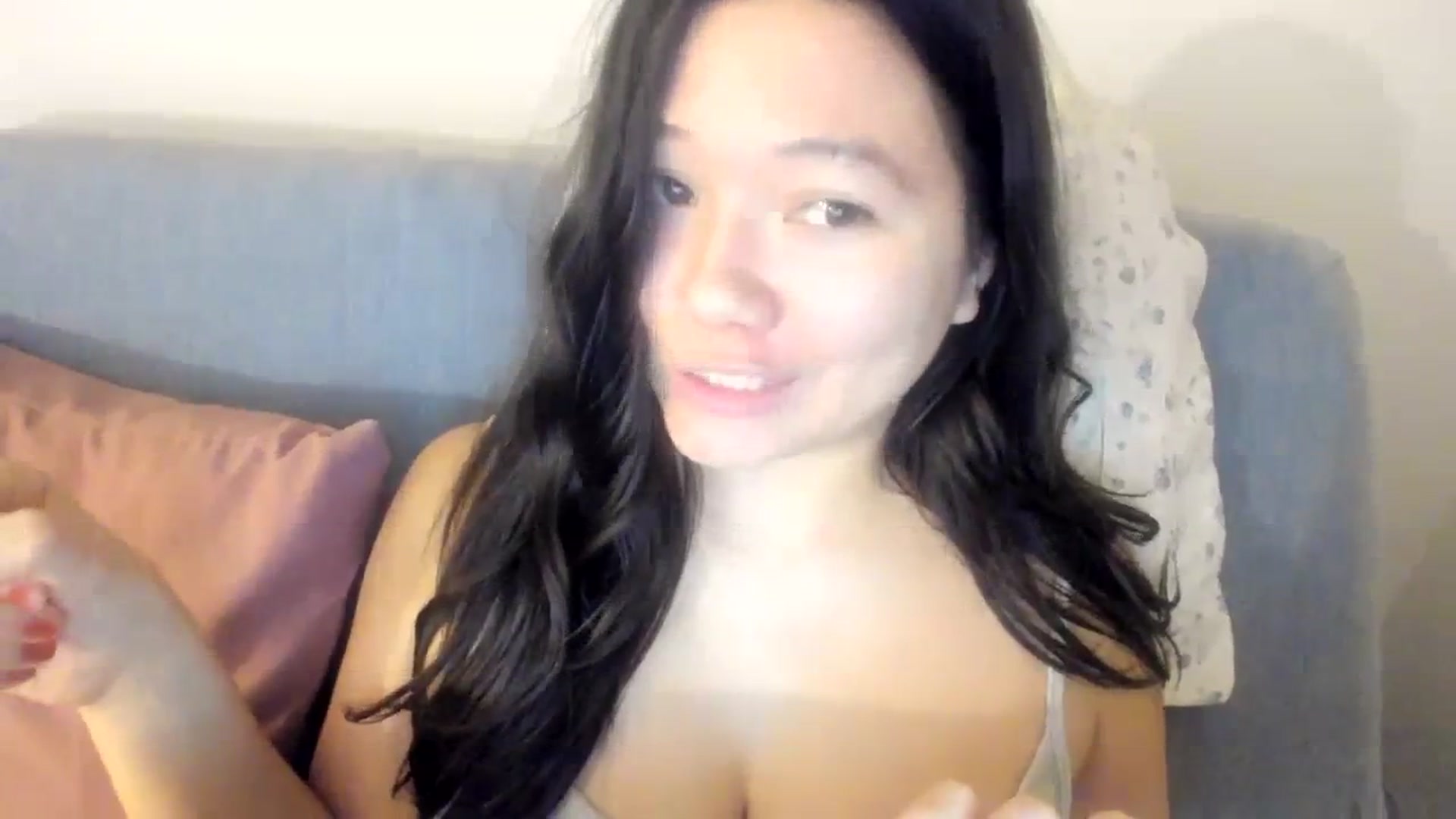 Gallery image thumbnail from asiadolll's myfreecams stream on, 11/10/2023, 10:47 image 16 of 20