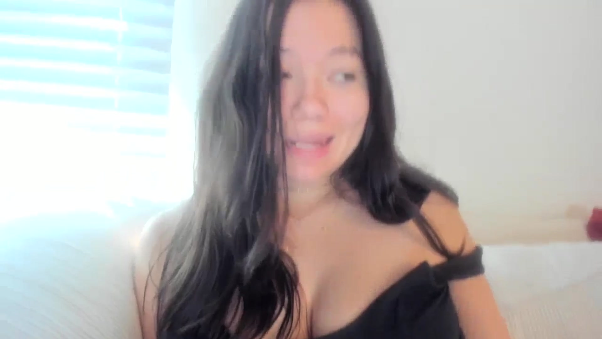 Gallery image thumbnail from asiadolll's myfreecams stream on, 11/11/2023, 15:05 image 18 of 20