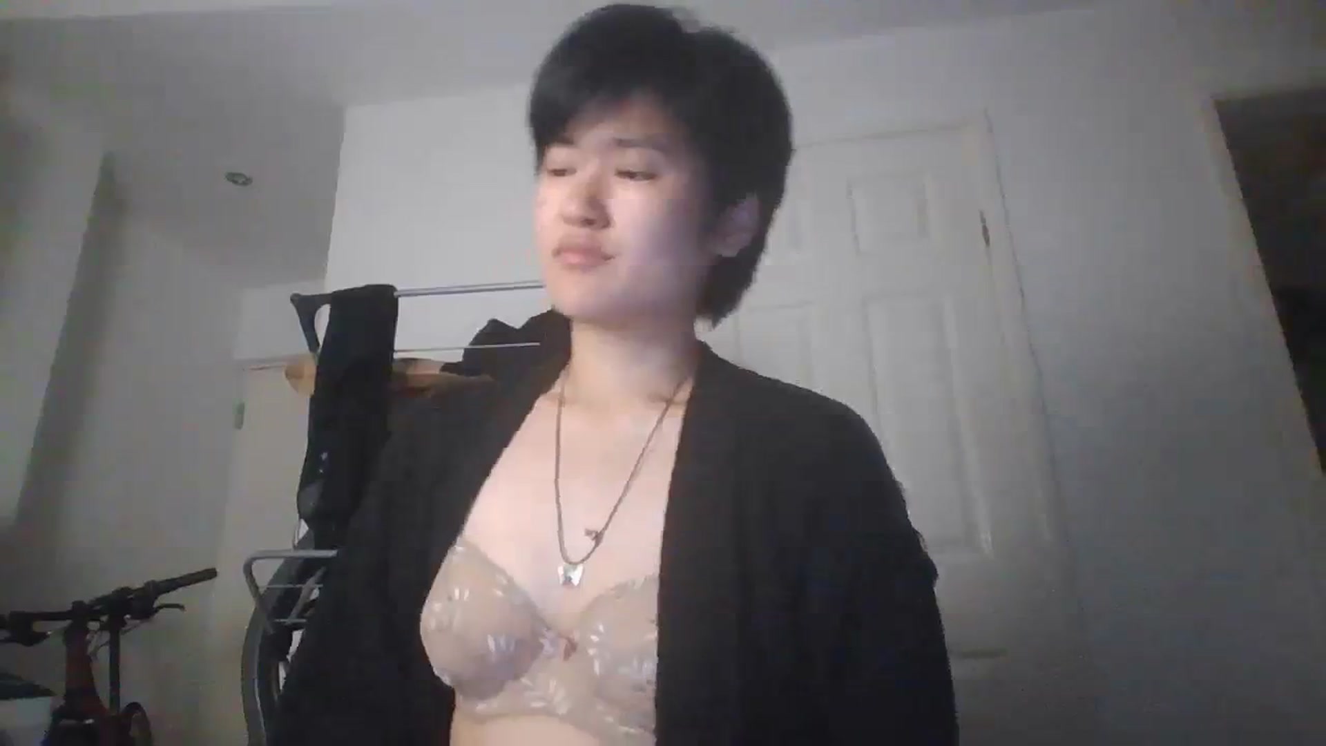 Gallery image thumbnail from asianfemale69's myfreecams stream on, 07/26/2023, 24:37 image 19 of 20