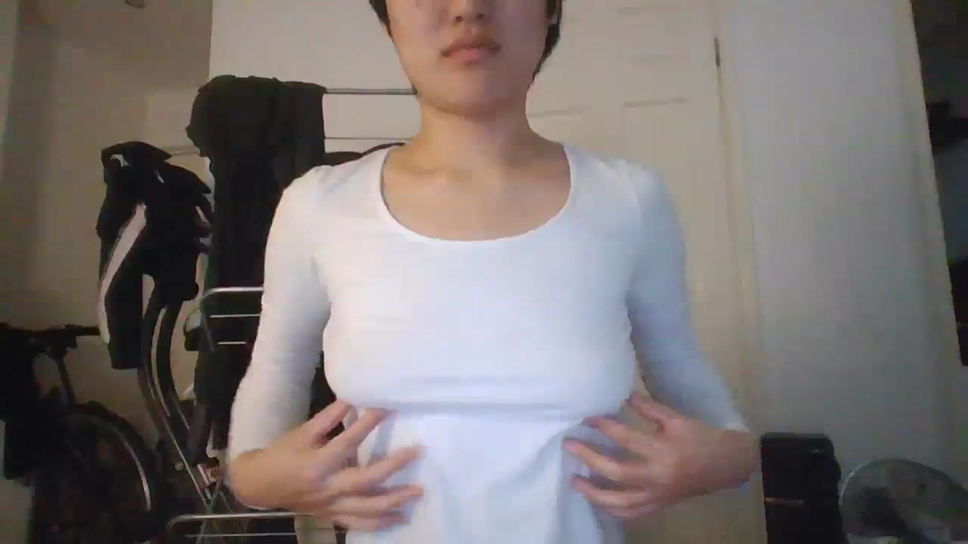 Gallery image thumbnail from asianfemale69's myfreecams stream on, 08/09/2023, 13:55 image 16 of 20