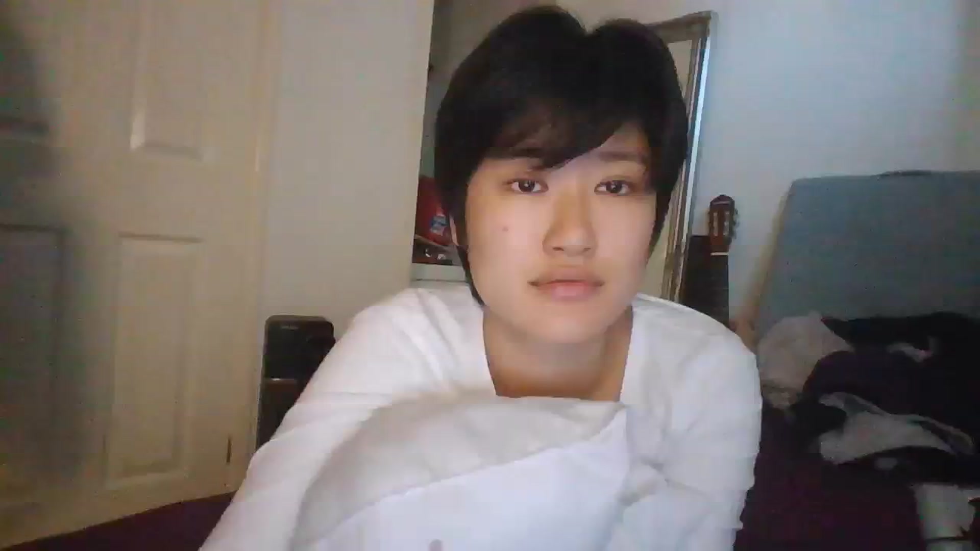 Gallery image thumbnail from asianfemale69's myfreecams stream on, 08/09/2023, 14:22 image 15 of 20