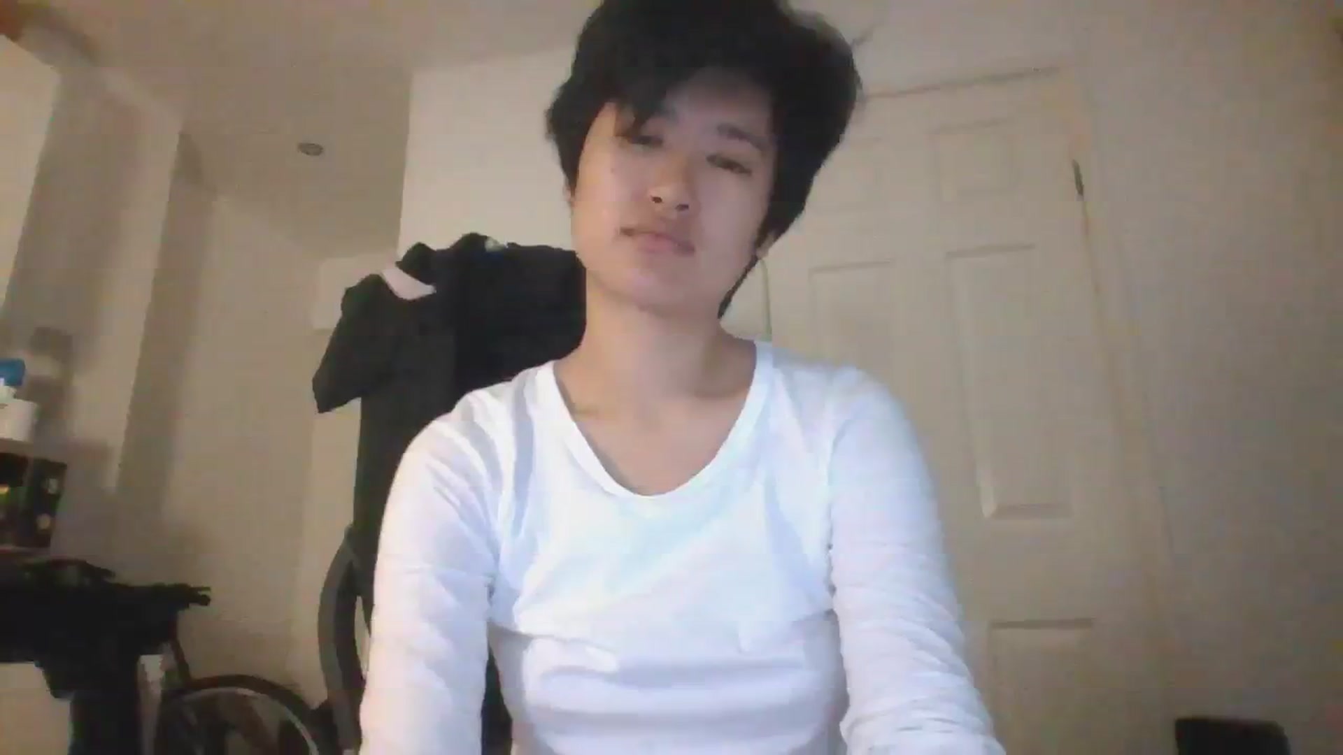 Gallery image thumbnail from asianfemale69's myfreecams stream on, 08/11/2023, 09:10 image 13 of 20