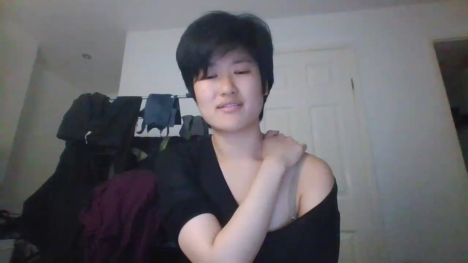 Gallery image thumbnail from asianfemale69's myfreecams stream on, 08/14/2023, 13:17 image 15 of 20