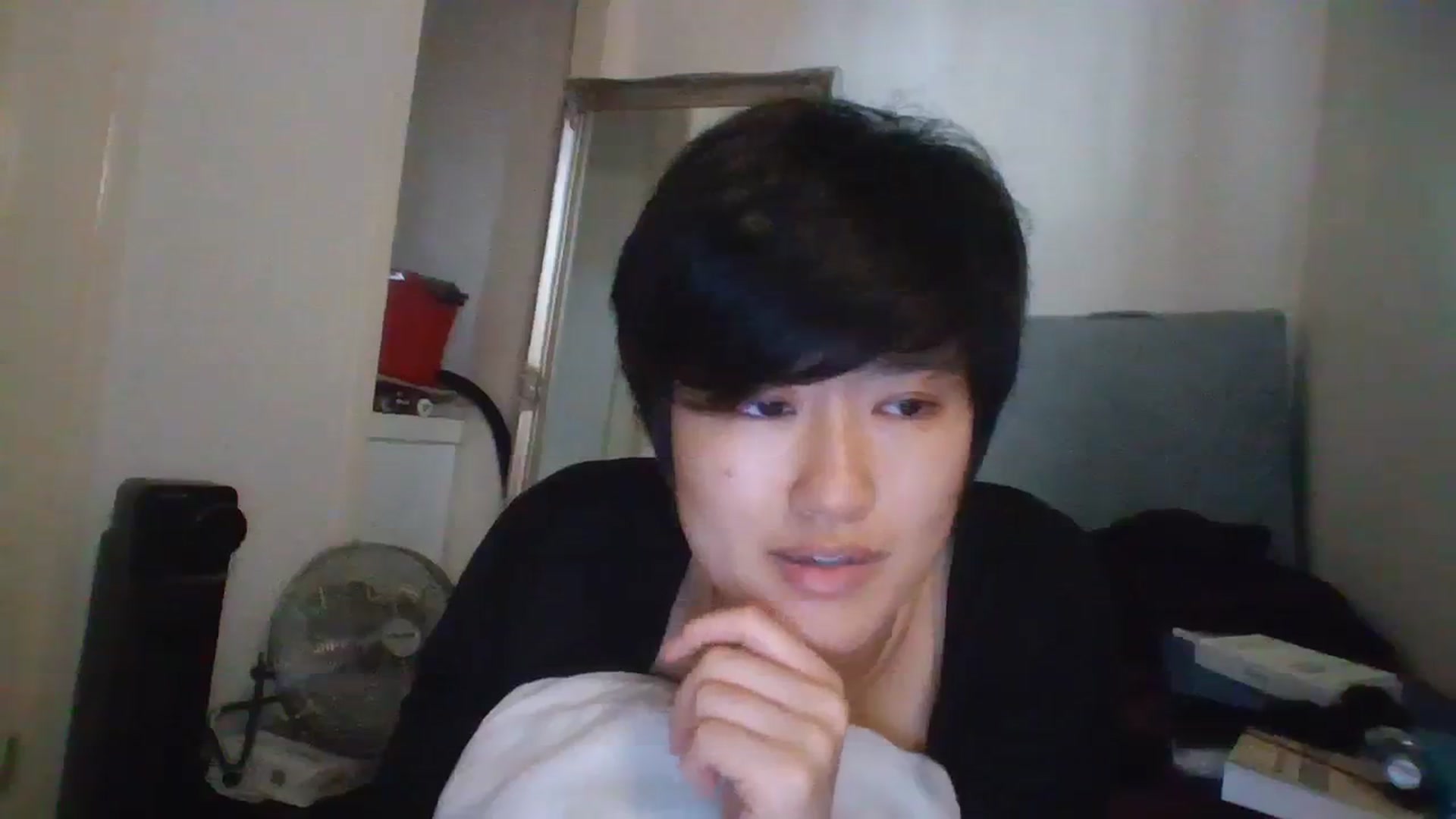 Gallery image thumbnail from asianfemale69's myfreecams stream on, 08/20/2023, 14:44 image 13 of 20