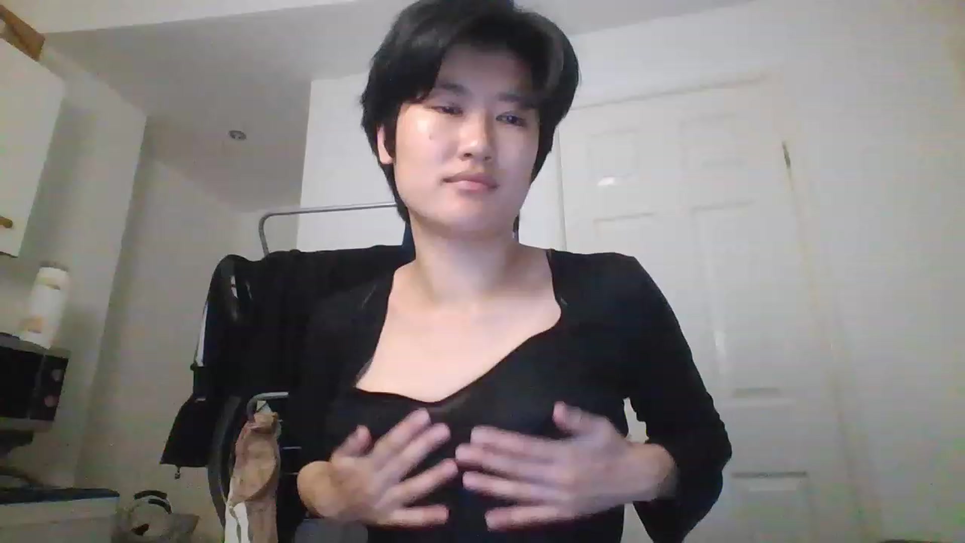 Gallery image thumbnail from asianfemale69's myfreecams stream on, 08/24/2023, 14:03 image 12 of 20