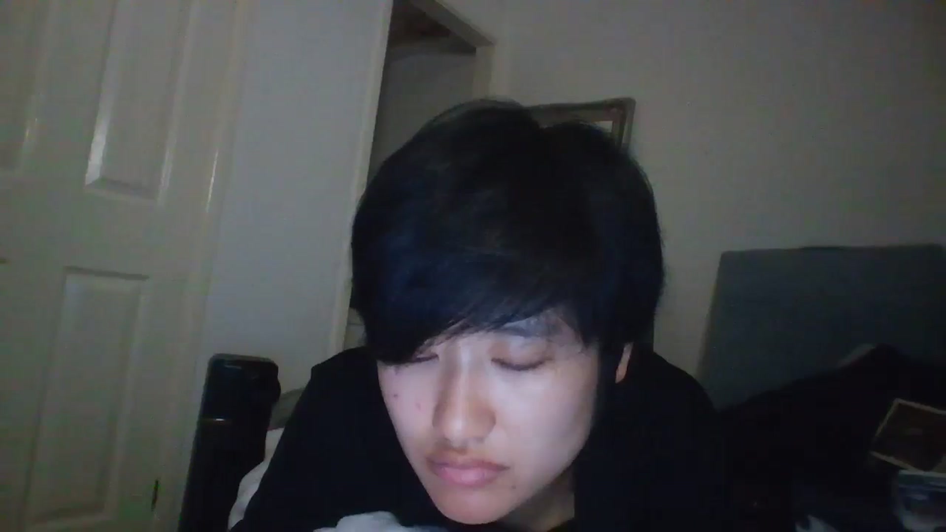 Gallery image thumbnail from asianfemale69's myfreecams stream on, 09/03/2023, 23:23 image 17 of 20