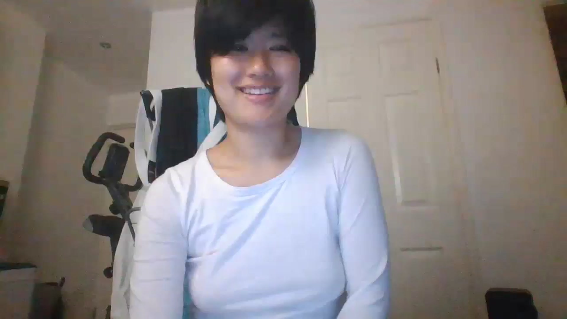 Gallery image thumbnail from asianfemale69's myfreecams stream on, 09/13/2023, 23:18 image 14 of 20