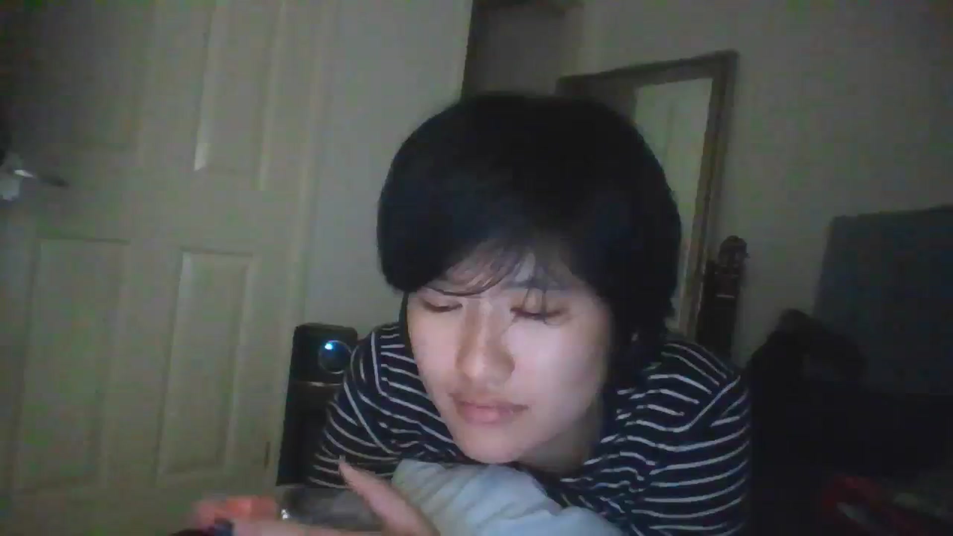 Gallery image thumbnail from asianfemale69's myfreecams stream on, 09/30/2023, 19:06 image 17 of 20